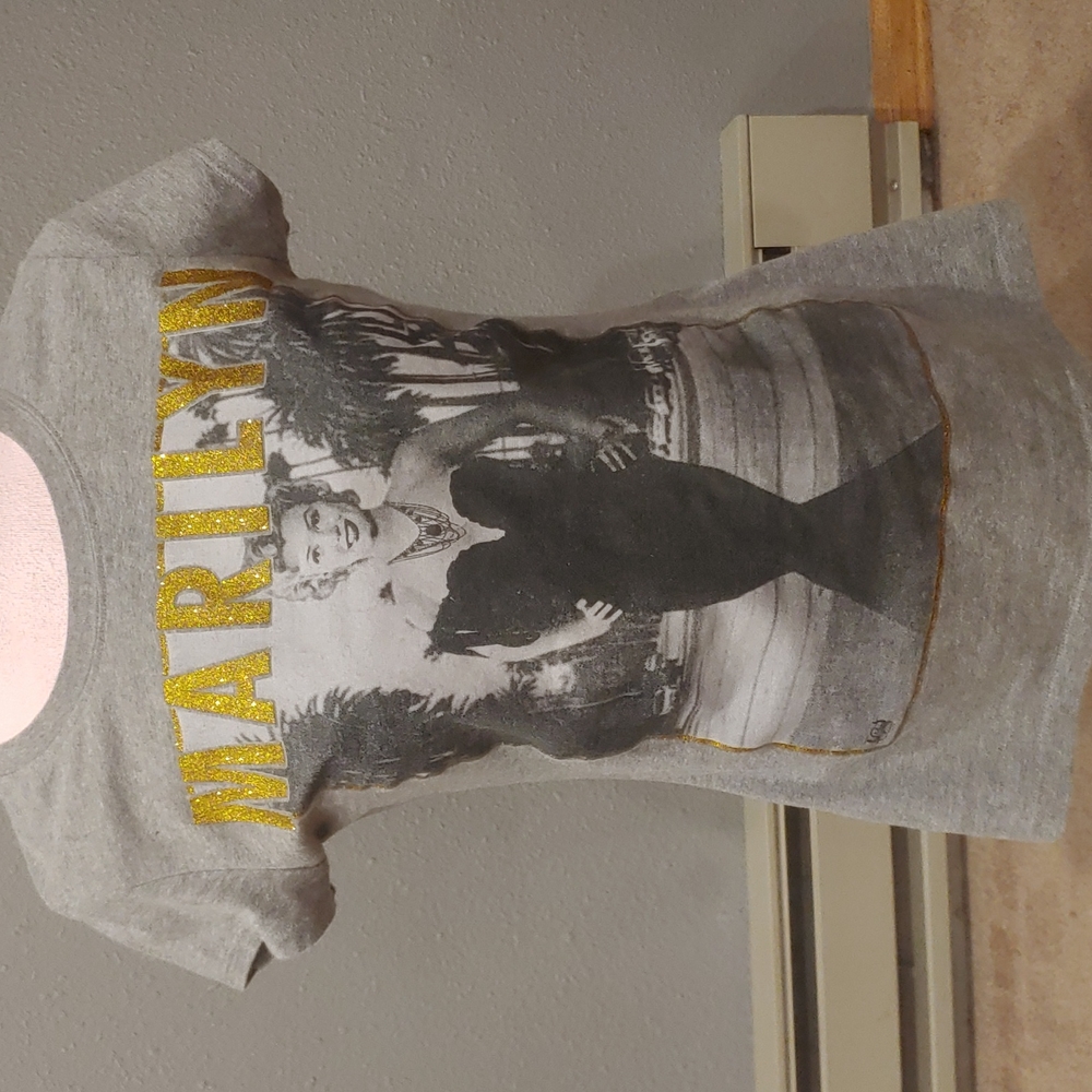 Marilyn Monroe T-shirt Size Juniors L